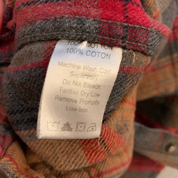 Legendary Whitetails Mens Shirt Jacket M Gray Tan Red Plaid Contrasting Cuff - Picture 13 of 13